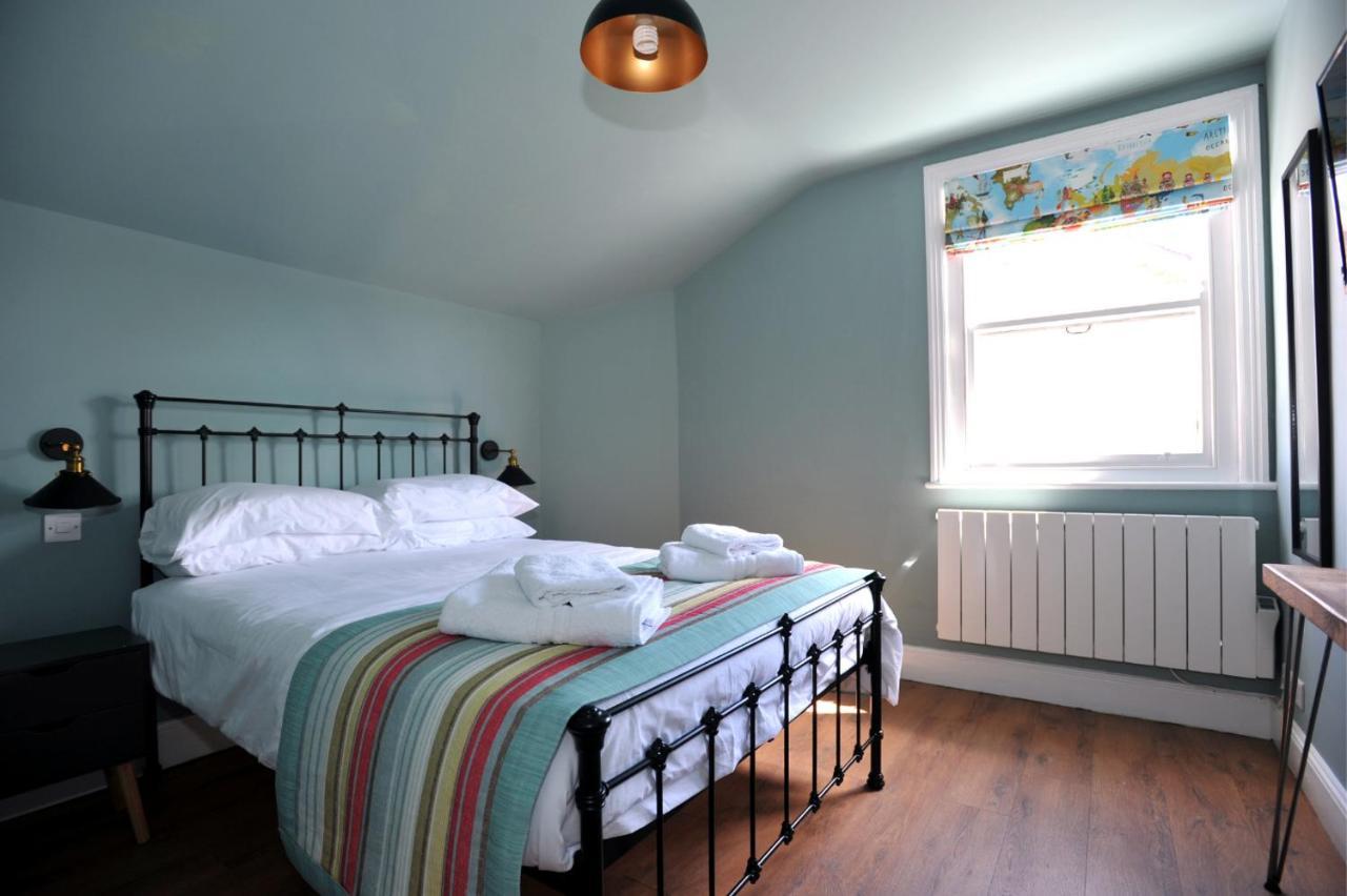 Beechurst Serviced Apartments Cheltenham Bagian luar foto