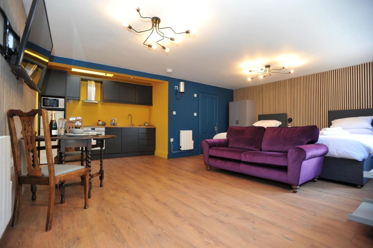 Beechurst Serviced Apartments Cheltenham Bagian luar foto