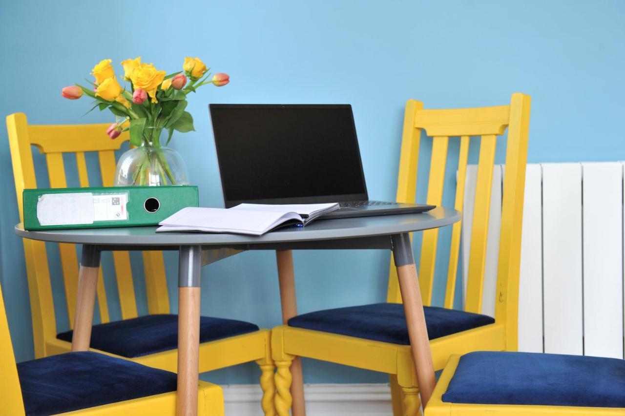 Beechurst Serviced Apartments Cheltenham Bagian luar foto