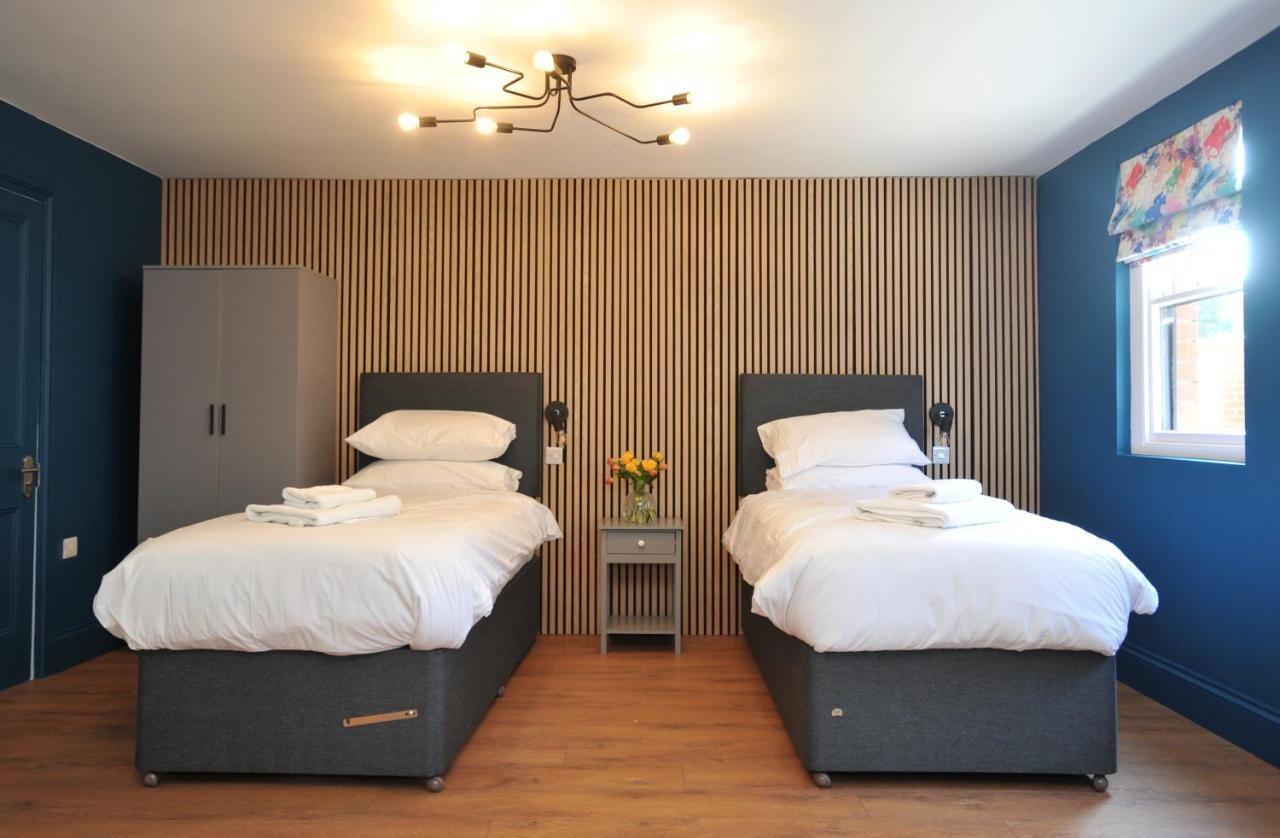 Beechurst Serviced Apartments Cheltenham Bagian luar foto